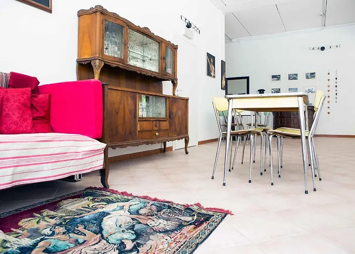 Valtrebbia Hostel *